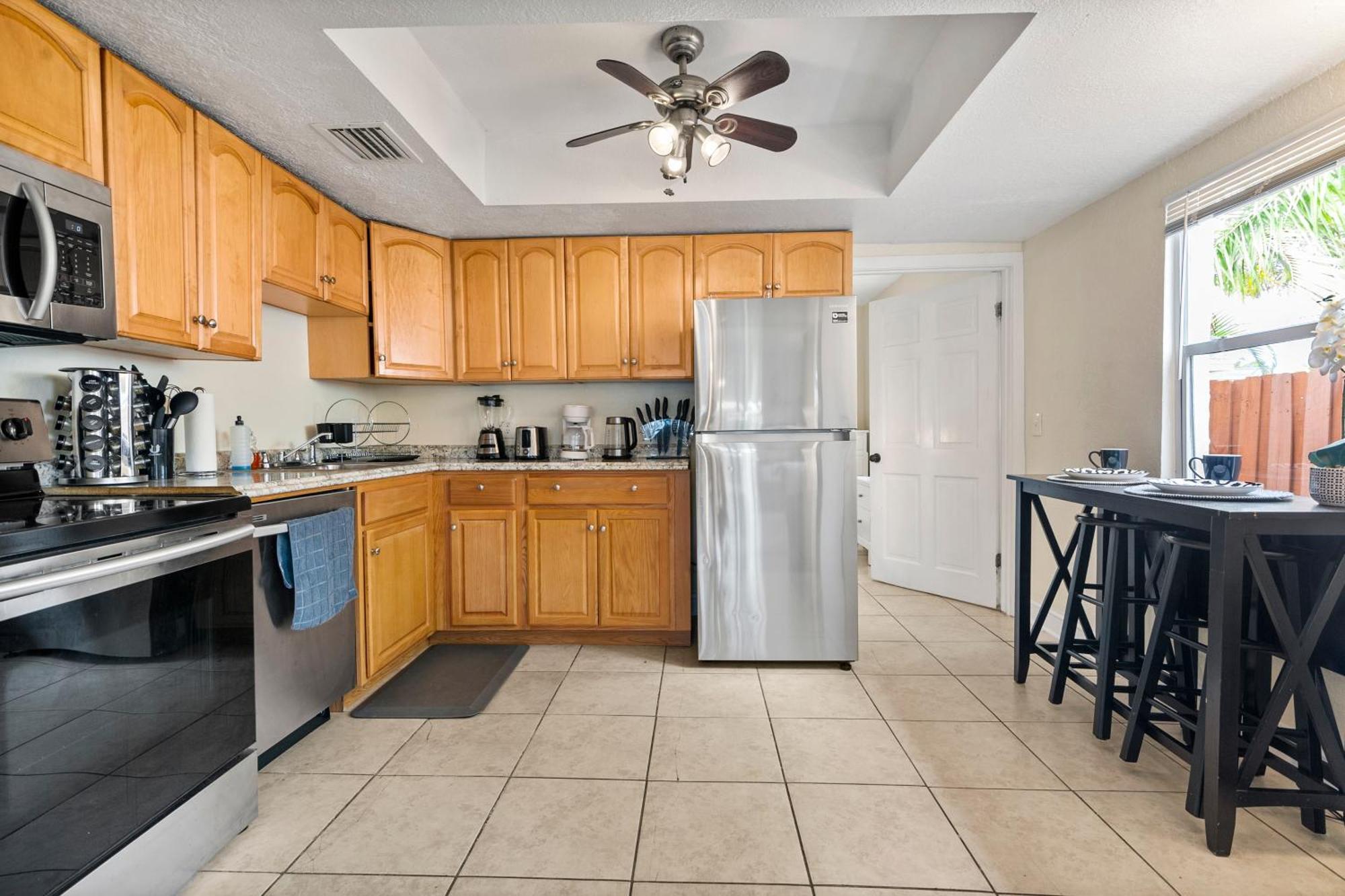 Chic Downtown Vacation Home And Guest Home West Palm Beach Extérieur photo
