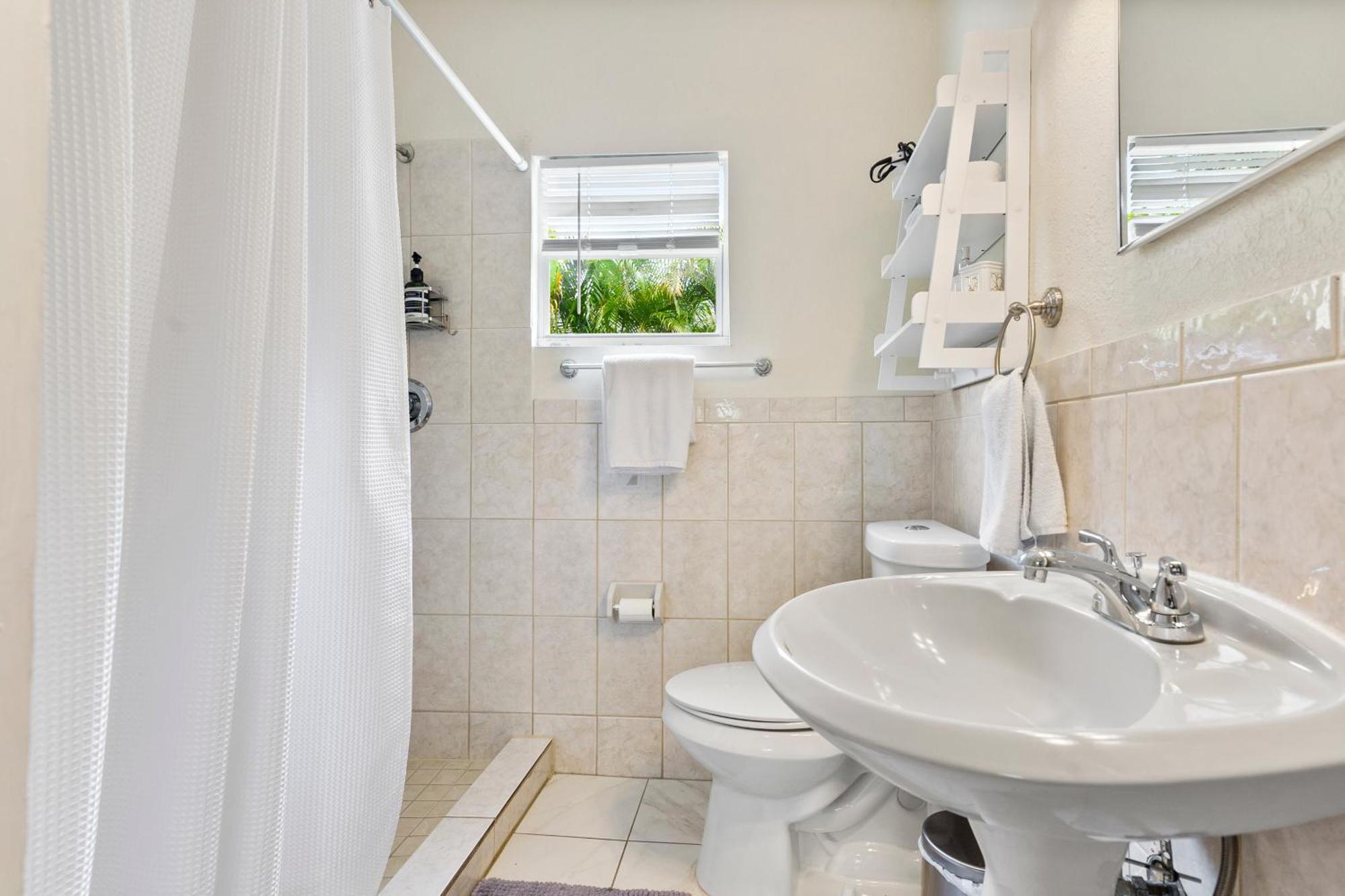 Chic Downtown Vacation Home And Guest Home West Palm Beach Extérieur photo